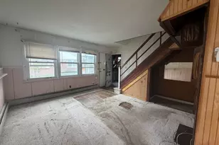 46 Vought Pl, Stratford, CT 06614 - Photo 4