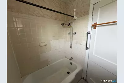 46 Vought Place, Stratford, CT 06614 - Photo 12