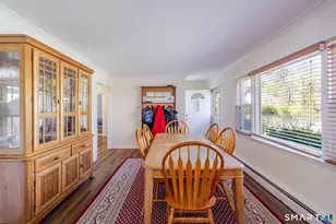 17 Fleetwood Ave, Bethel, CT 06801 - Photo 4