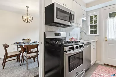 289 Bridge Street #289, Stamford, CT 06905 - Photo 6