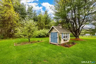 7 Strawberry Fields Rd, Granby, CT 06035 - Photo 6