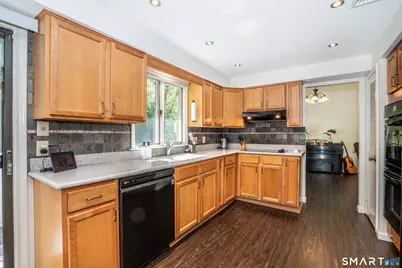 121 Shepard Drive, Manchester, CT 06040 - Photo 10