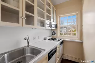 24-26 Lyme St, Old Lyme, CT 06371 - Photo 18