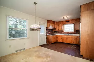 18 Kimberly Cir, North Haven, CT 06473 - Photo 12