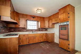 18 Kimberly Cir, North Haven, CT 06473 - Photo 14