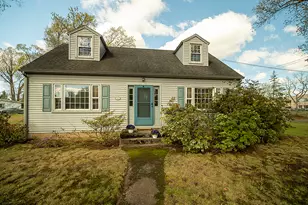 18 Kimberly Cir, North Haven, CT 06473 - Photo 4