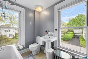 95 Monument St, Groton, CT 06340 - Photo 18