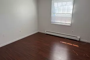 1162 Middle Turnpike W, Manchester, CT 06040 - Photo 6
