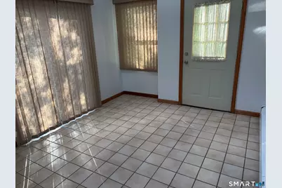 8 Wixted Avenue, Danbury, CT 06810 - Photo 10