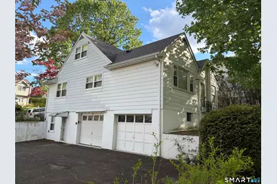 8 Wixted Avenue, Danbury, CT 06810 - Photo 2