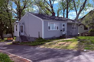 166 Woodin St, Hamden, CT 06514 - Photo 2