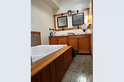 11 Marcy Road, Bridgeport, CT 06606 - Photo 6