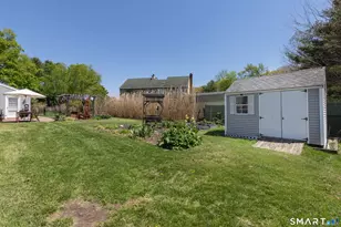 405 Gracey Ave, Meriden, CT 06451 - Photo 4