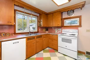 405 Gracey Ave, Meriden, CT 06451 - Photo 18