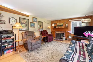 405 Gracey Ave, Meriden, CT 06451 - Photo 6