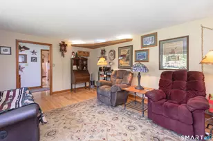 405 Gracey Ave, Meriden, CT 06451 - Photo 8