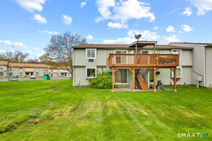 35 Carillon Dr, Rocky Hill, CT 06067 - Photo 2