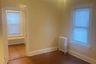 21-23 Sharon St, Hartford, CT 06112 - Photo 12