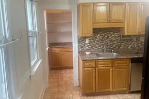 21-23 Sharon St, Hartford, CT 06112 - Photo 10