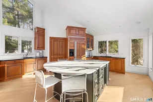 2177 Cross Hwy, Fairfield, CT 06824 - Photo 14