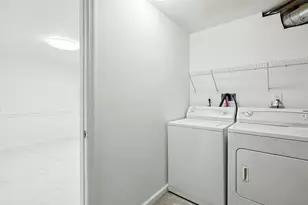 14 South St, Danbury, CT 06810 - Photo 24