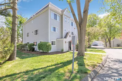 267 Melba Street #B8, Milford, CT 06460 - Photo 2