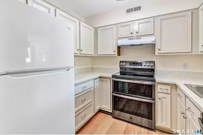 267 Melba Street #B8, Milford, CT 06460 - Photo 14