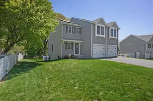 100 Dirienzo Heights, Derby, CT 06418 - Photo 36