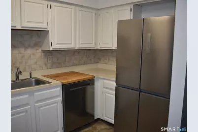 39 Willard Street #C, Hartford, CT 06105 - Photo 8