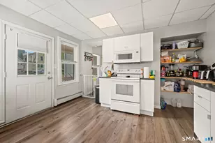 395 N Main St, Manchester, CT 06042 - Photo 32