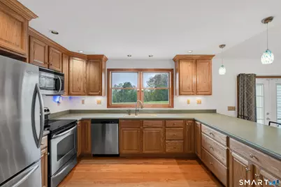 1015 Northrop Road, Wallingford, CT 06492 - Photo 20