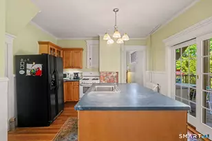 8 Myrtle St, Norwalk, CT 06855 - Photo 8