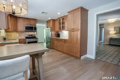 116 Carriage Drive, Avon, CT 06001 - Photo 8