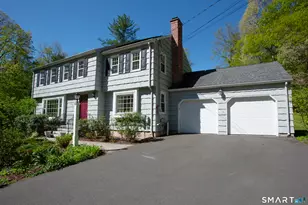 19 Lawton Dr, Simsbury, CT 06070 - Photo 2