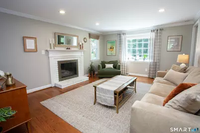 19 Lawton Drive, Simsbury, CT 06070 - Photo 4