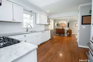 19 Lawton Dr, Simsbury, CT 06070 - Photo 6