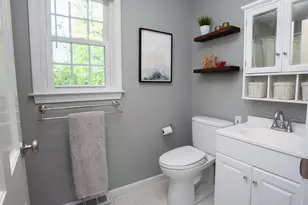 19 Lawton Dr, Simsbury, CT 06070 - Photo 28