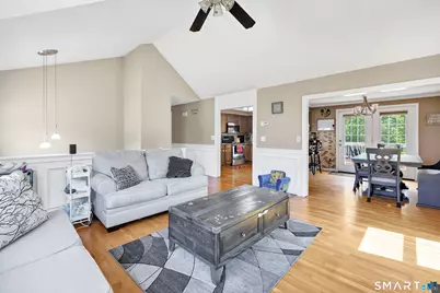 52 Brittany Lane, Naugatuck, CT 06770 - Photo 8