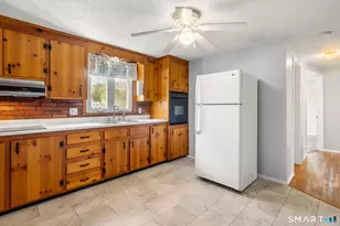 6 Roberts Rd, Enfield, CT 06082 - Photo 8