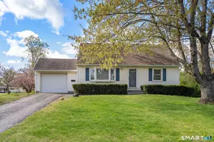 6 Roberts Rd, Enfield, CT 06082 - Photo 2