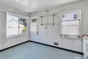 135 6th Ave, Stratford, CT 06615 - Photo 8