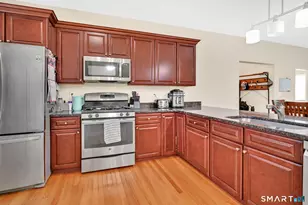 2 Christopher Ct, Ellington, CT 06029 - Photo 4