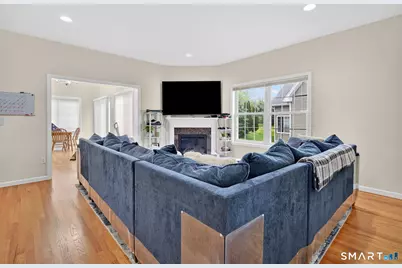 2 Christopher Court, Ellington, CT 06029 - Photo 10