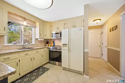66 Luciano Drive, Southington, CT 06489 - Photo 10