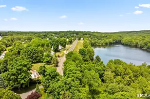 527 Lake St, Manchester, CT 06042 - Photo 1