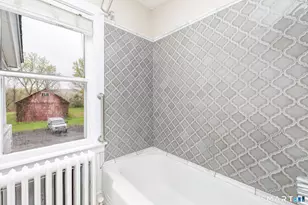 257 Tunxis Ave, Bloomfield, CT 06002 - Photo 28