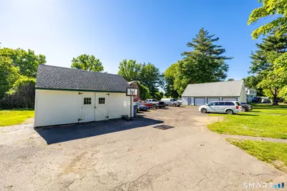 257 Tunxis Avenue, Bloomfield, CT 06002 - Photo 12