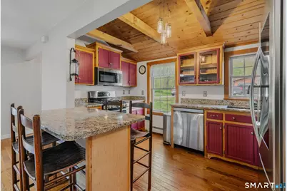 1352 North Road, Groton, CT 06340 - Photo 8