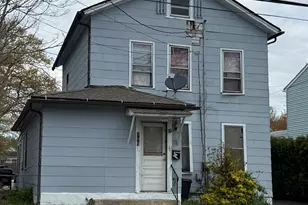 109 Edgewood Ave, Waterbury, CT 06706 - Photo 1