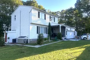 135 Pheasant Rd, West Haven, CT 06516 - Photo 4